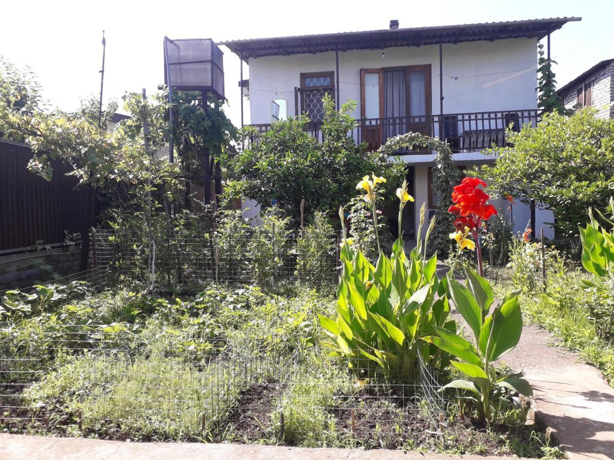 Guest House Polnaya Chasha Ochamchira Ngoại thất bức ảnh