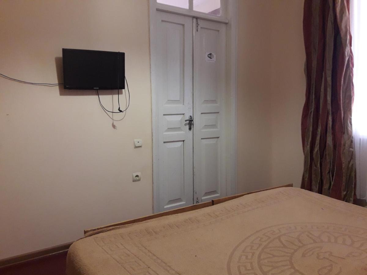 Guest House Polnaya Chasha Ochamchira Ngoại thất bức ảnh